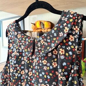 Modcloth Floral Sleeveless Blouse with Peter Pan Collar
